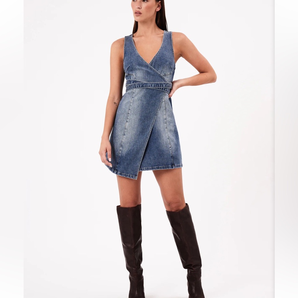 Mini wrap dress in mid vintage indigo blue